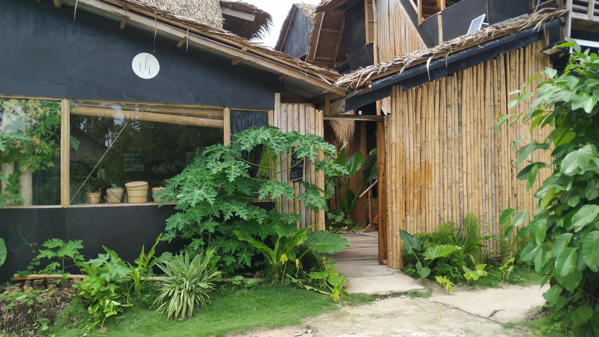 Tarzan'S House Hotel General Luna  Luaran gambar