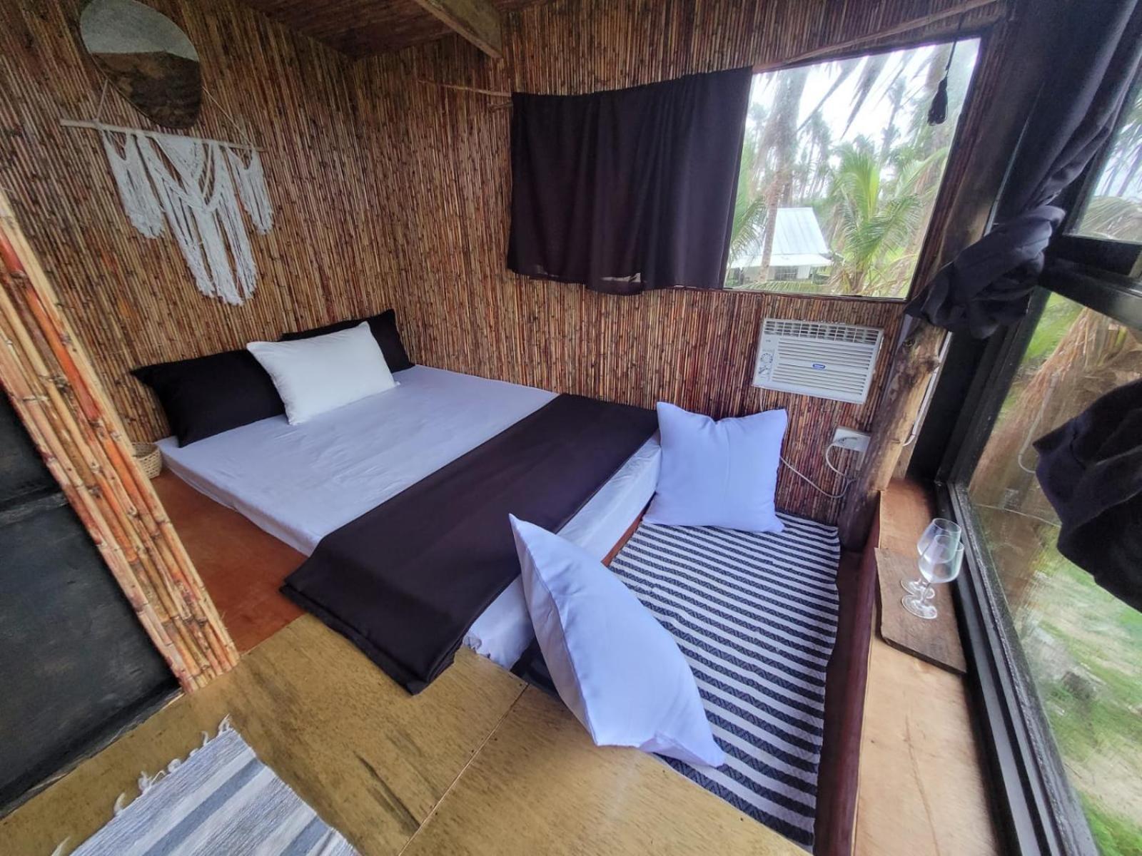 Tarzan'S House Hotel General Luna  Luaran gambar