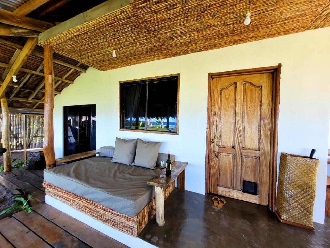 Tarzan'S House Hotel General Luna  Luaran gambar